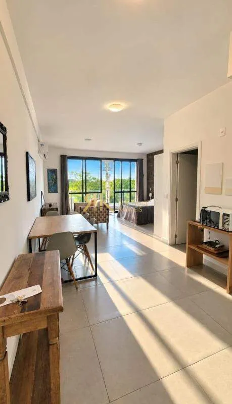 Furnished 48 m² studio with 1 ensuite and 1 parking spot — photo 4