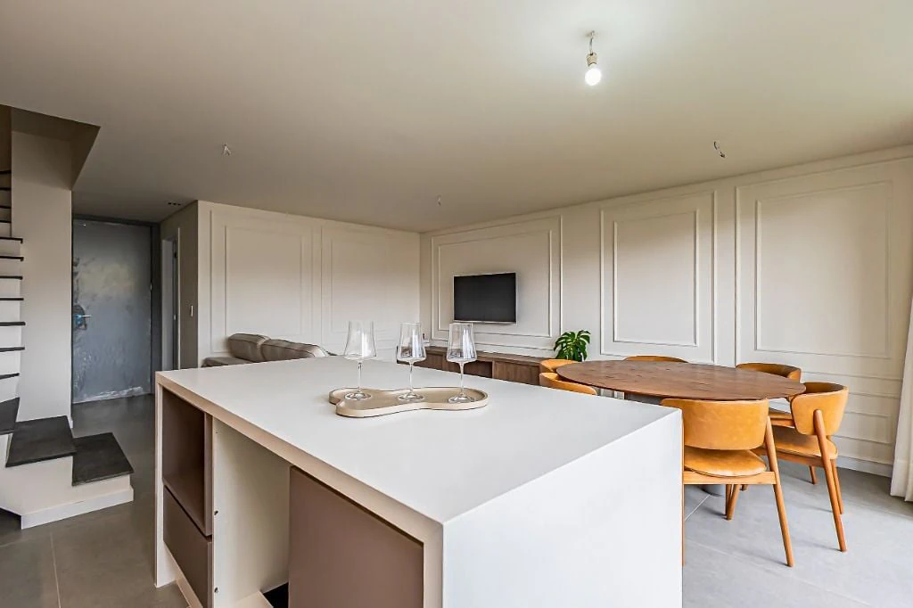 Floor-to-ceiling windows in a 3-bedroom house, 137 m² — photo 15