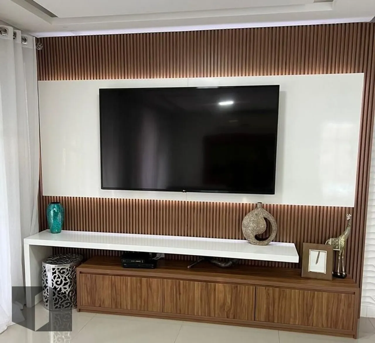 Furnished condominium house with 4 bedrooms and 5 baths — photo 5