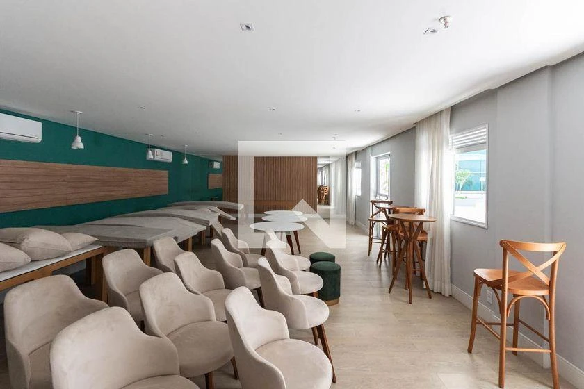 Apartamento mobiliado de 1 quarto com 30 m² e banheiro — photo 24