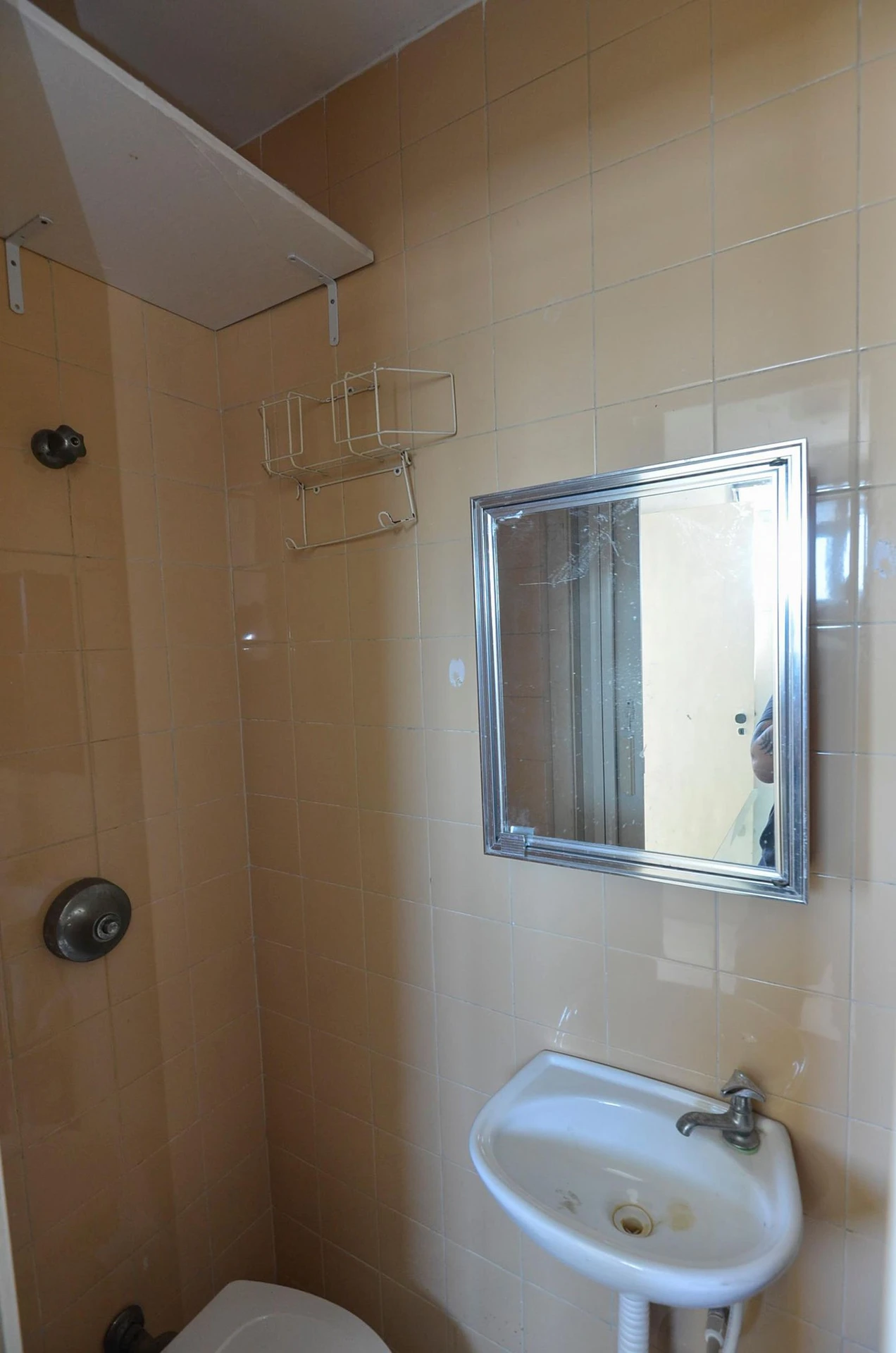 Unfurnished apartment with 3 bedrooms and 2 parking spots — photo 66