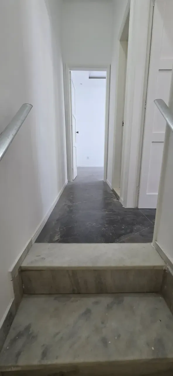 Renovated house with 2 bedrooms and open-plan kitchen — photo 4