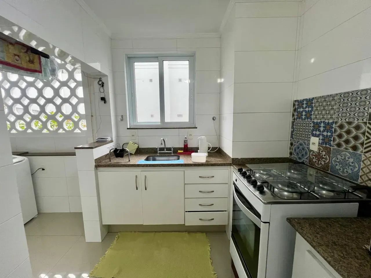 Furnished 3-bedroom rental apartment with 2 bathrooms — photo 8