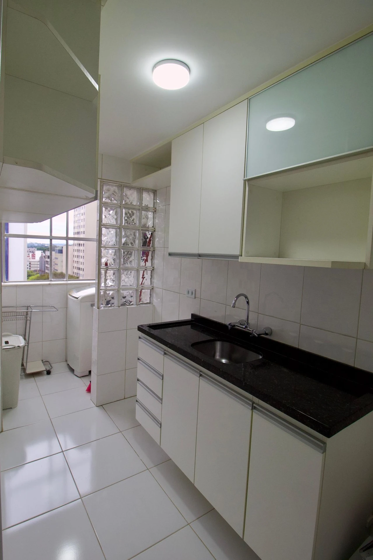 Walk-in closet in a 2-bedroom apartment, 47 m² — photo 11