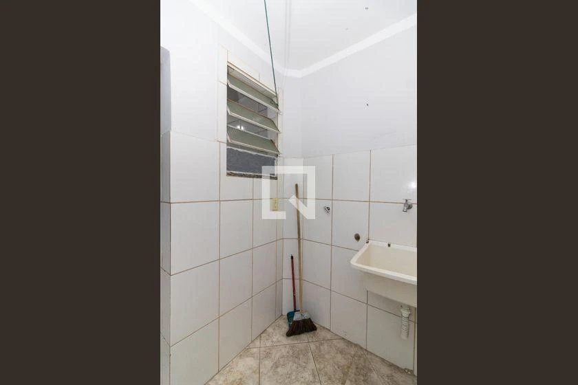 Apartment, 50 m², with wood or laminate floors — photo 18