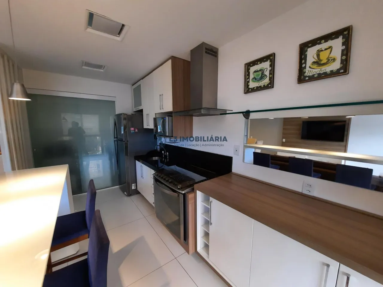 Furnished 2-bedroom apartment with 1 bathroom and 2 parking — photo 2