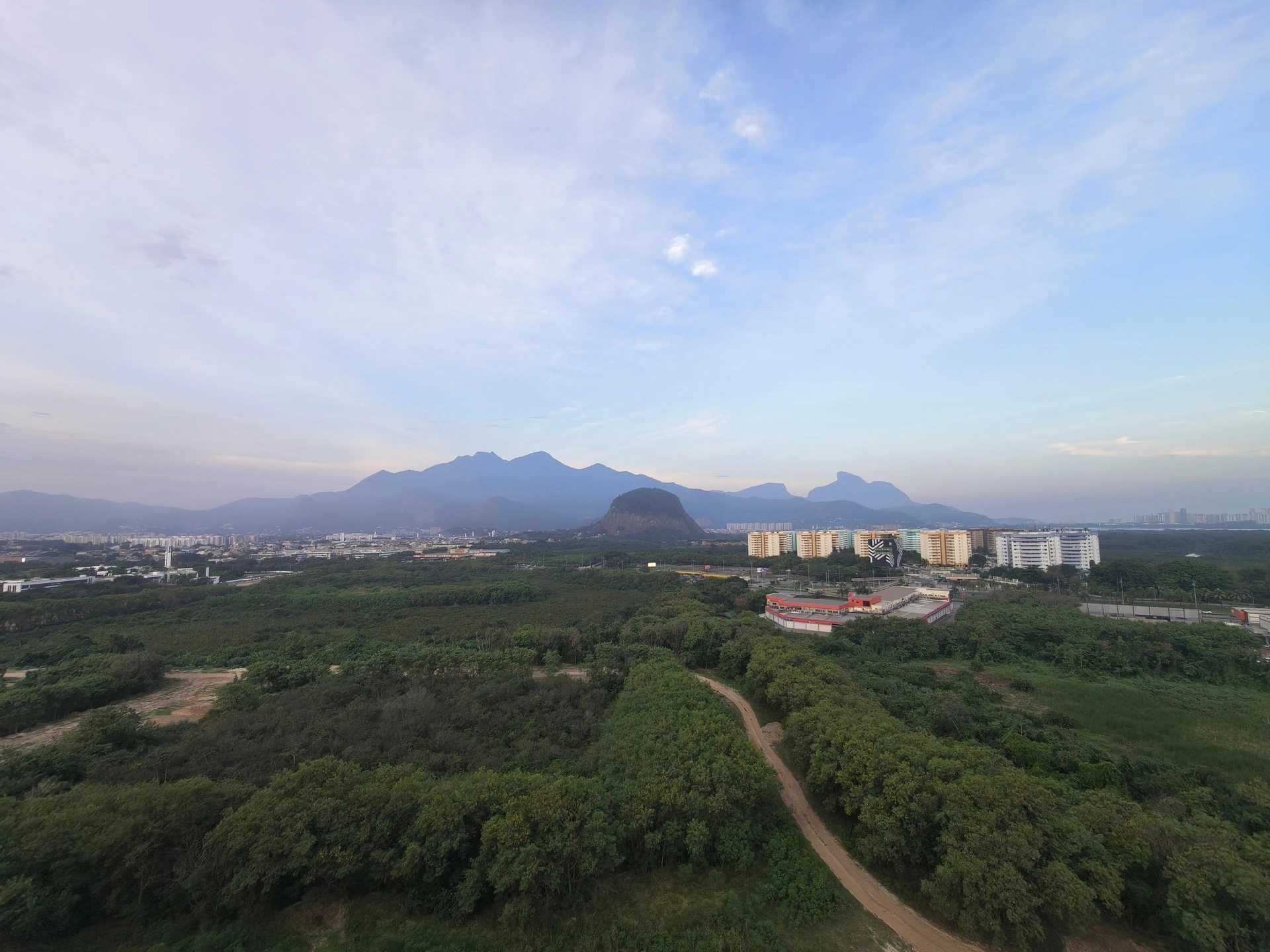 Apartamento mobiliado com 2 quartos e 3 banheiros — photo 34