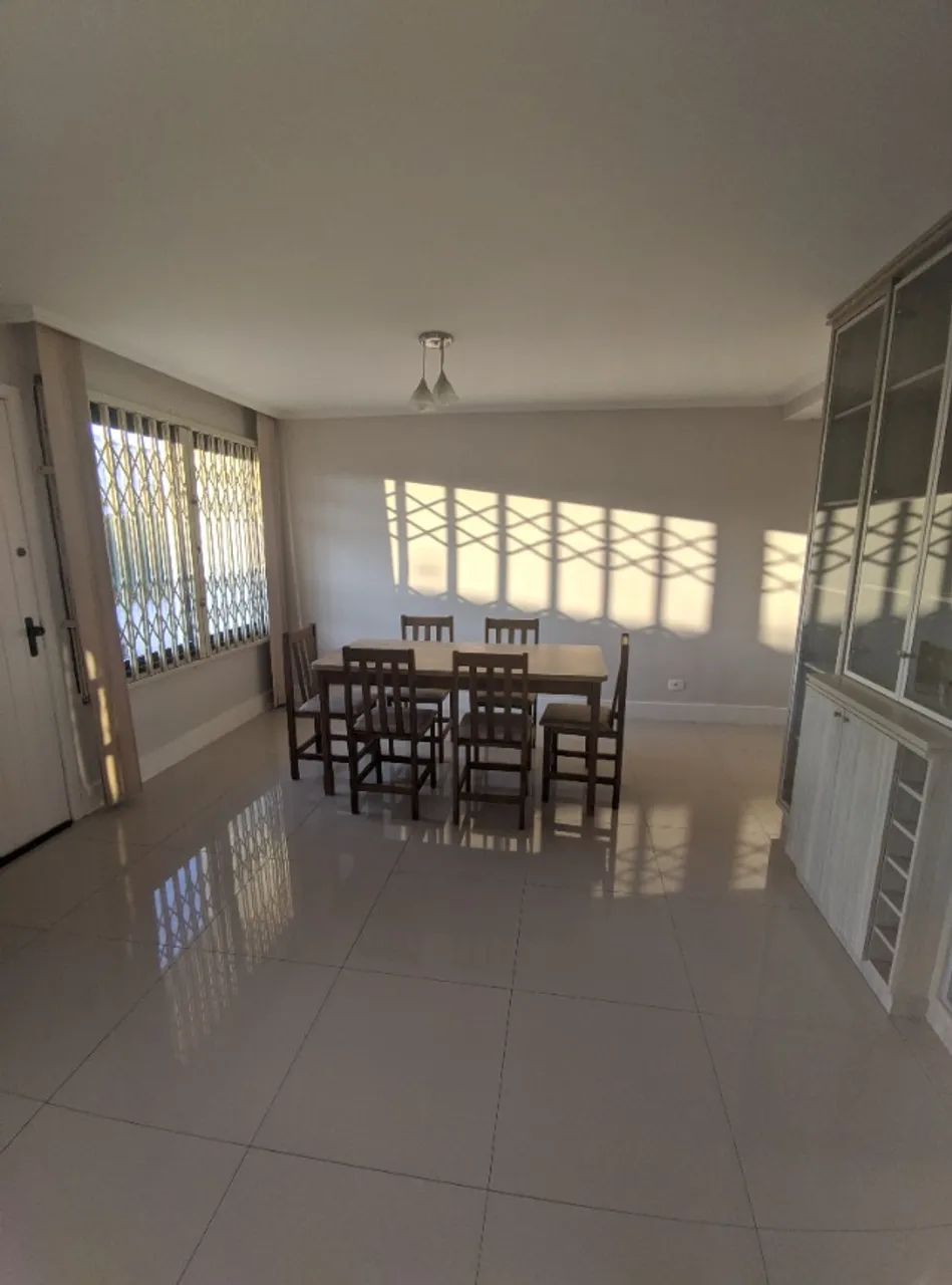 Unfurnished 3-bedroom apartment with 3 bathrooms and 2 parking — photo 3