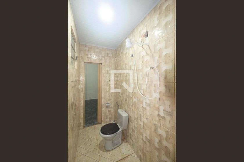 2-bedroom house with a laundry area — photo 22