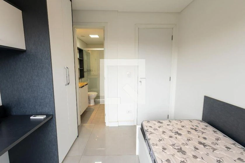 2-bedroom apartment with a park view — photo 22