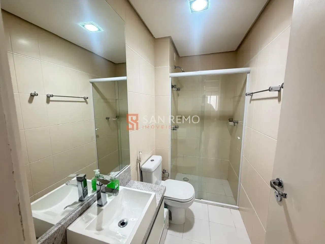 Furnished 98 m² apartment with 3 bedrooms and 1 parking — photo 11