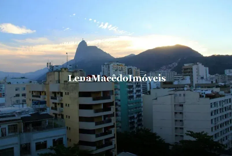 Unfurnished apartment with balcony and 2 parking spaces — photo 5