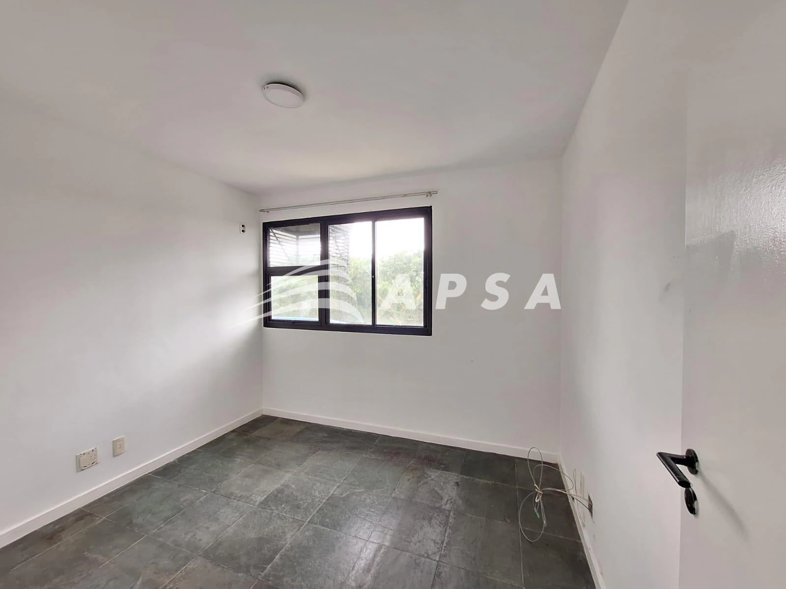 Квартира: 3 спальни, 1 со своей ванной, 84 м² — photo 3