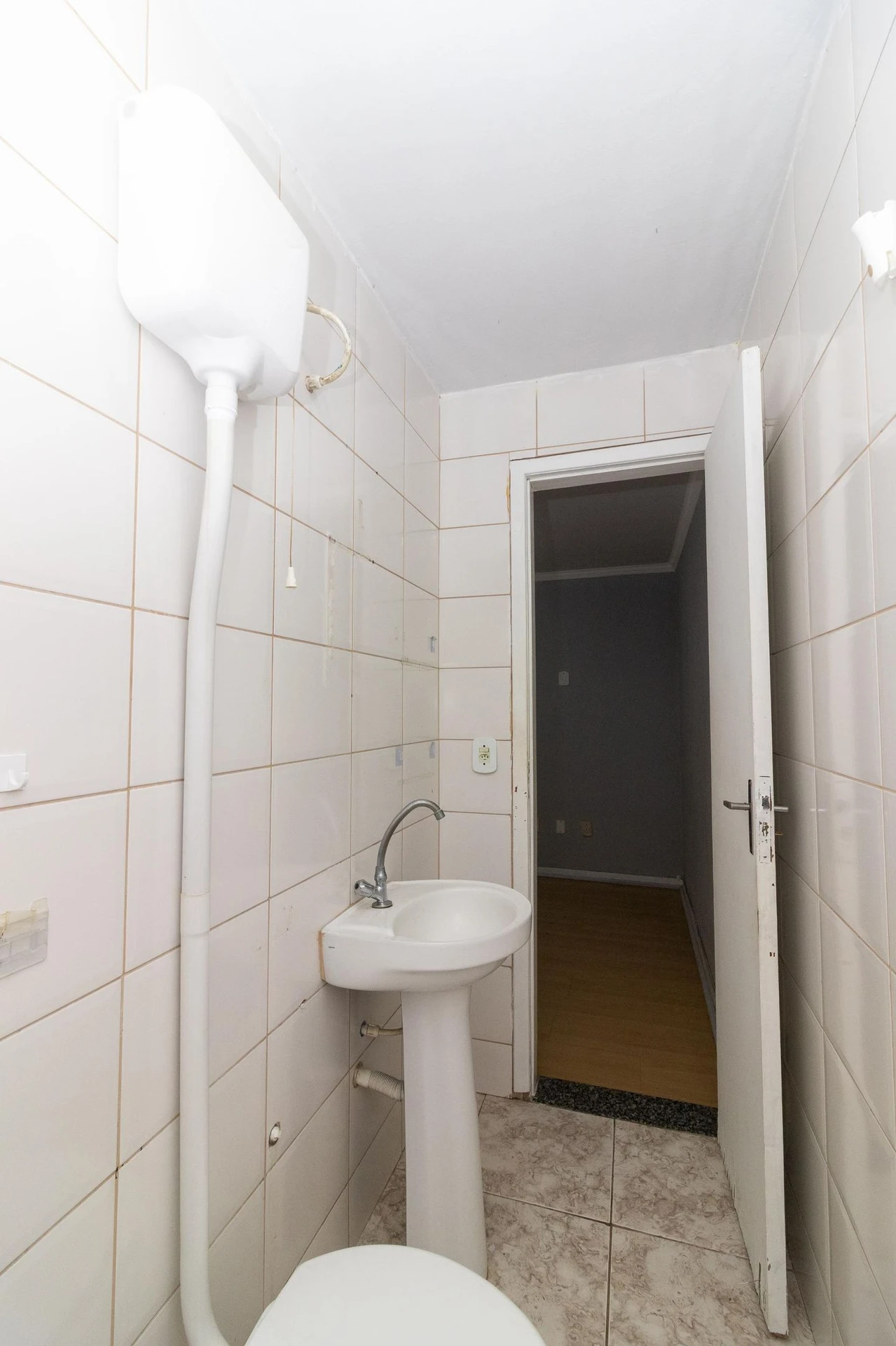 Apartment, 50 m², with wood or laminate floors — photo 5