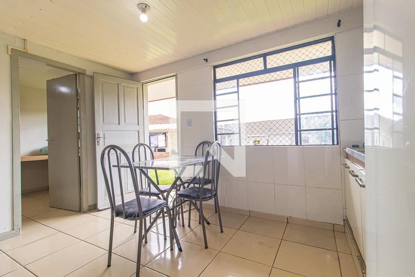 Furnished 1-bedroom house with gas open-plan kitchen — photo 5