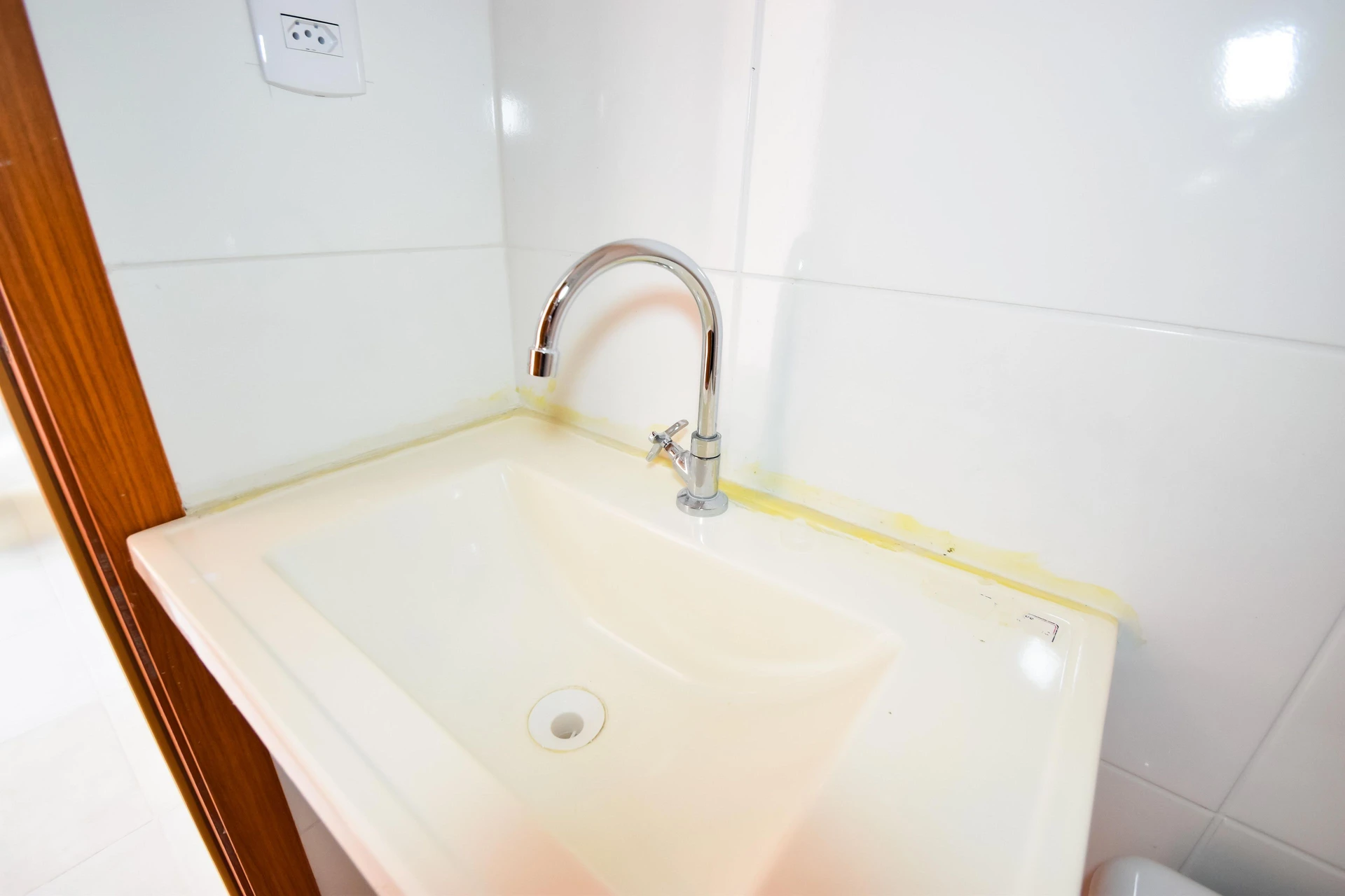 Mountain view in a 2-bedroom apartment, 42 m² — photo 40
