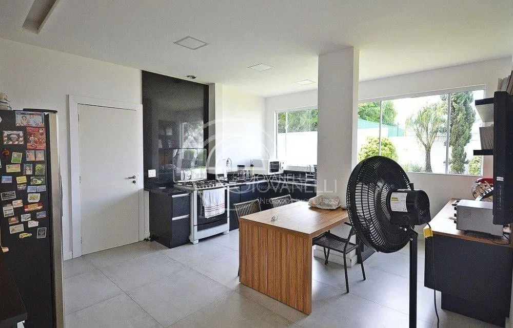 4-bedroom house with 4 en-suite bathrooms and balcony grill — photo 19