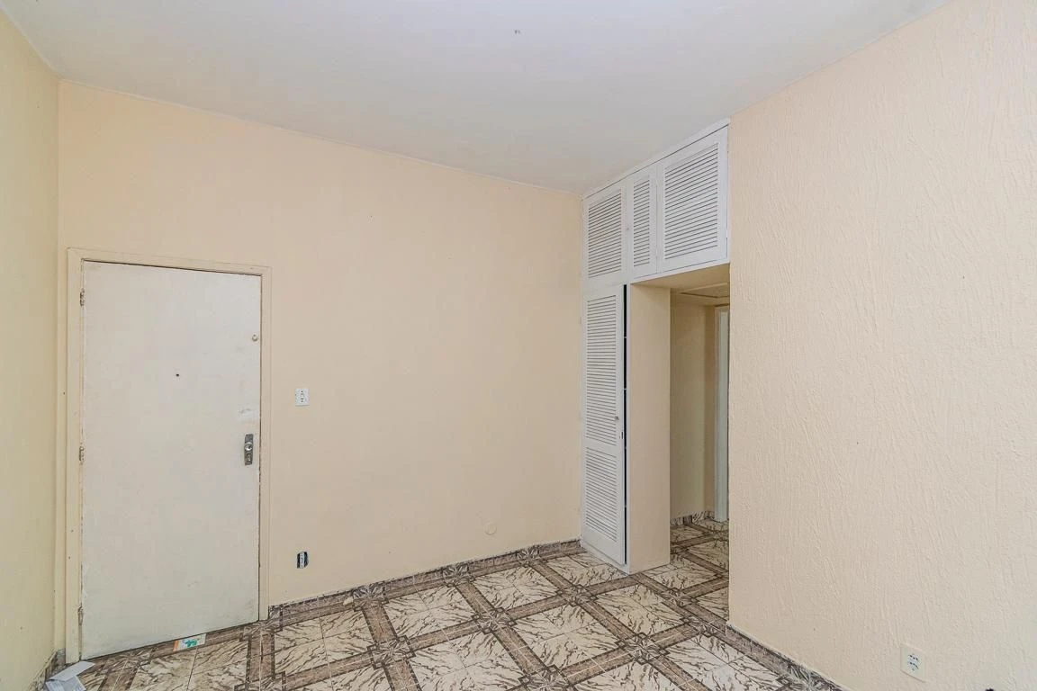 Apartamento sin amueblar con 1 dormitorio y zona de lavado — photo 7