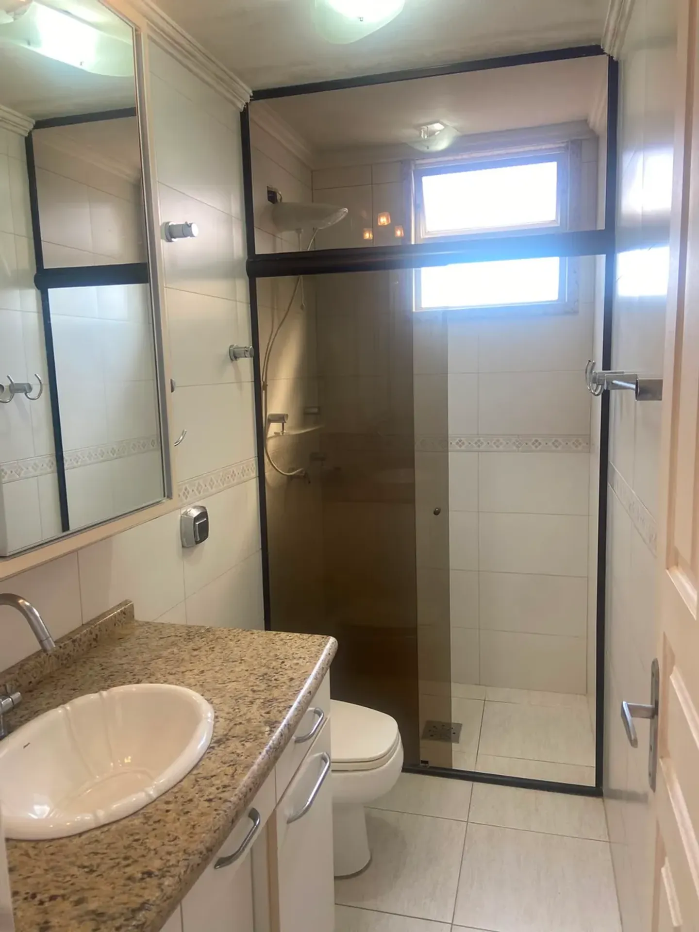 3-bedroom apartment with a home office in Florianópolis — photo 17