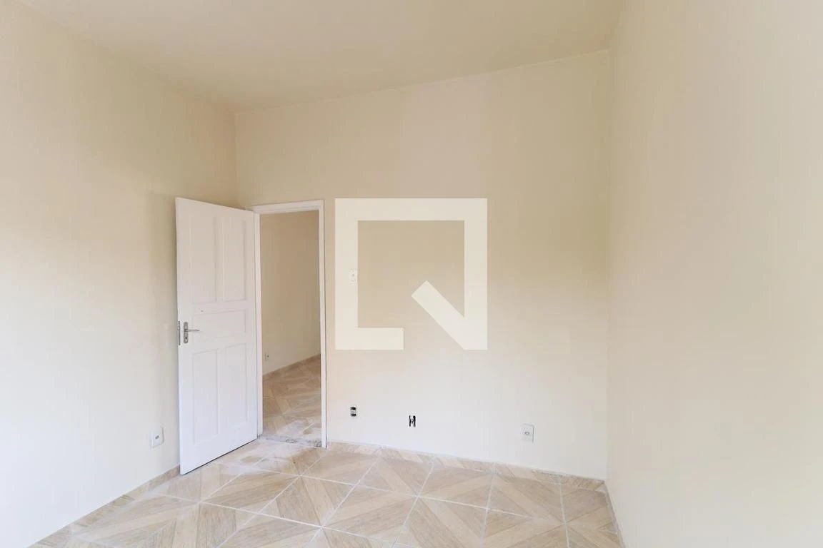 Apartamento para alugar com 2 quartos e cozinha fechada — photo 21