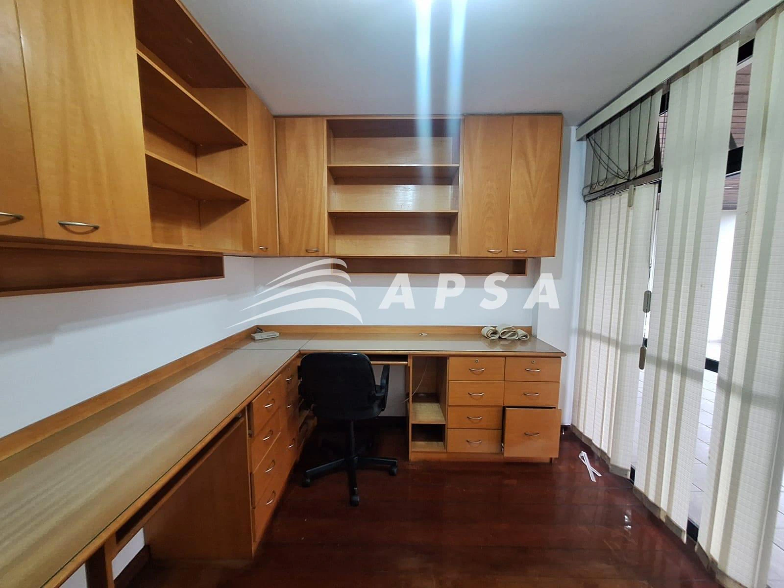 120 m² apartment with 3 bedrooms and separate kitchen — photo 4