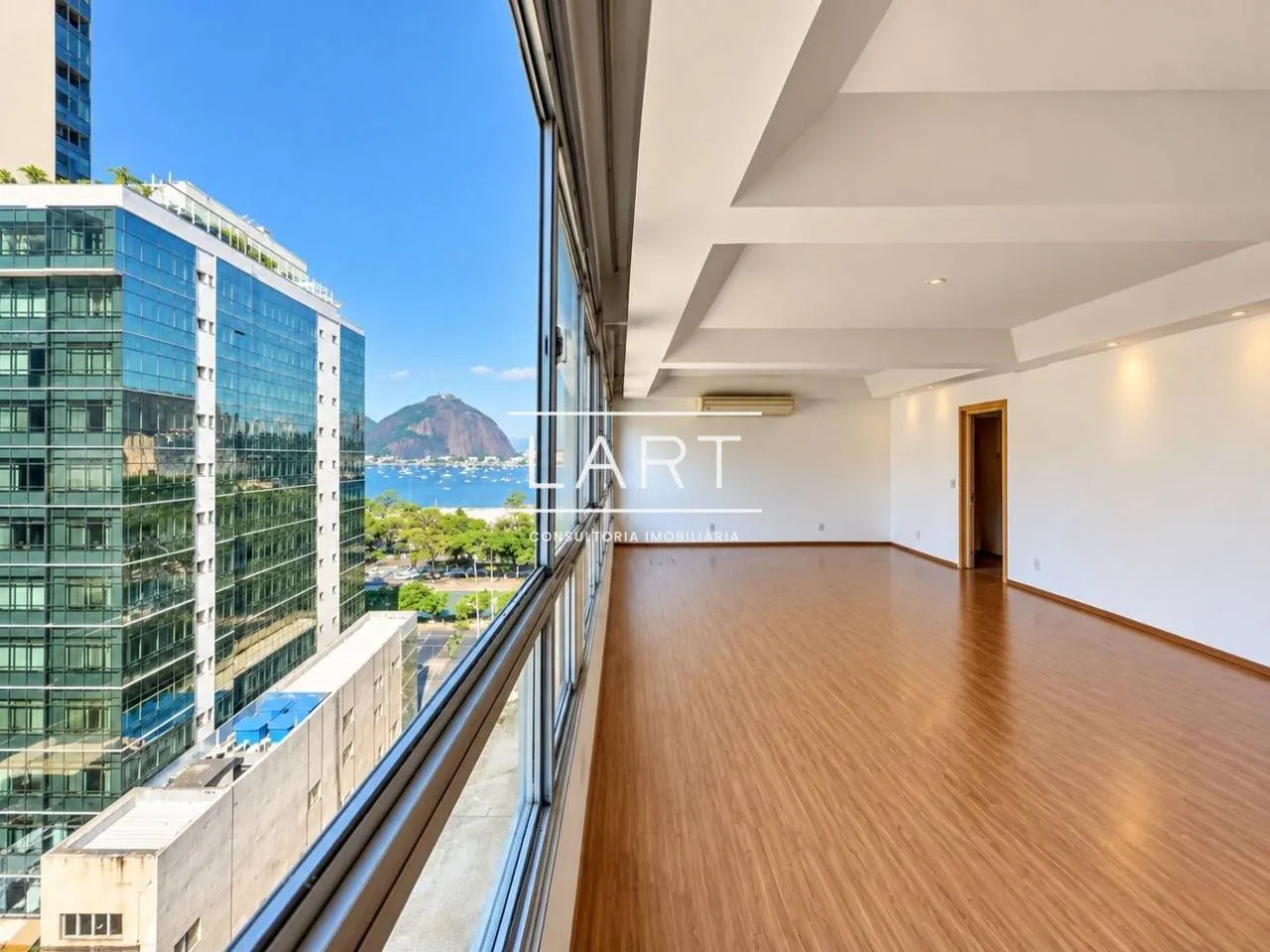 Departamento, 190 m², con vista al agua