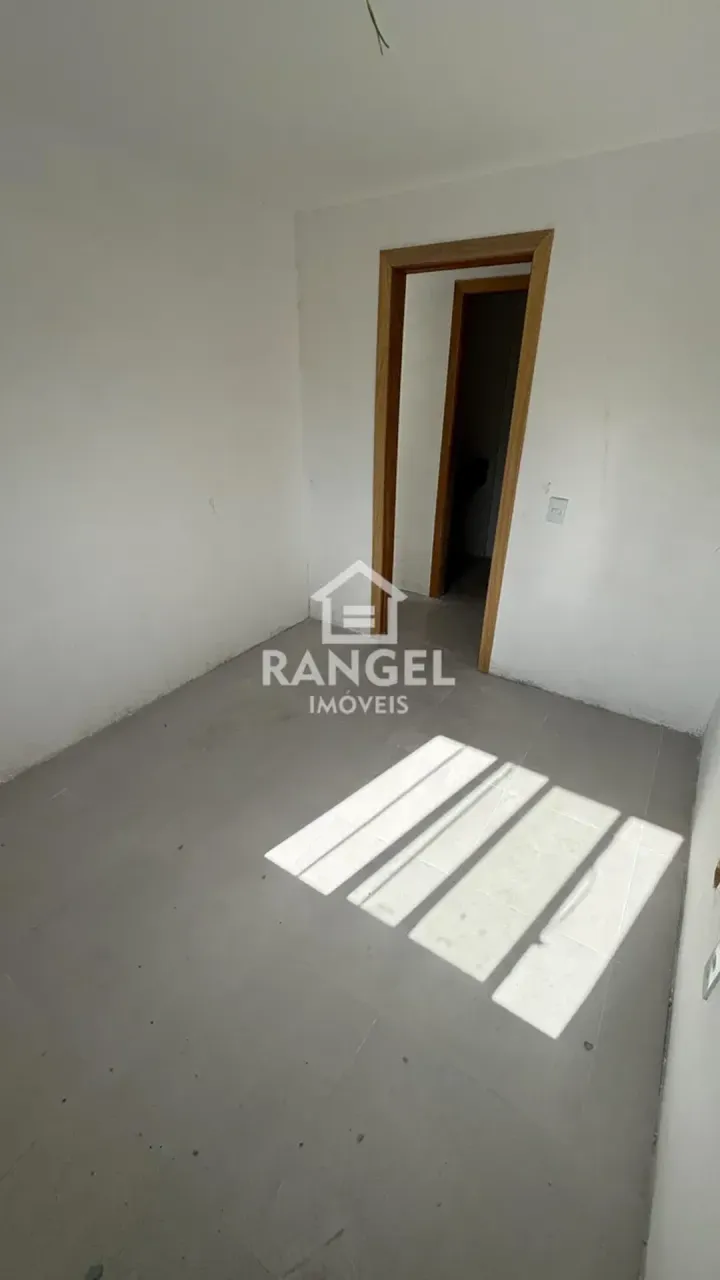 Apartamento sem mobília com 2 quartos e varanda — photo 11