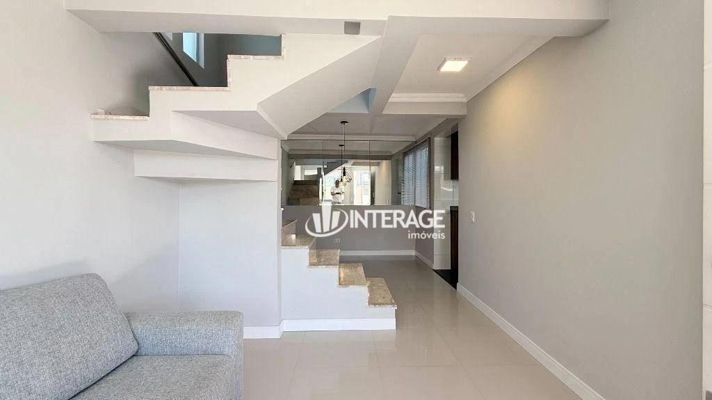 3-bedroom house with a grill on the balcony in Curitiba — photo 23