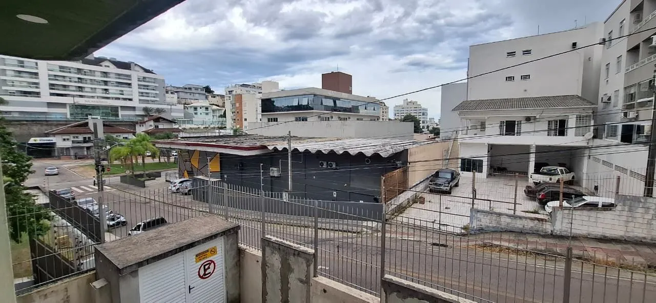4-bedroom apartment with glass balcony and 152 m² — photo 12