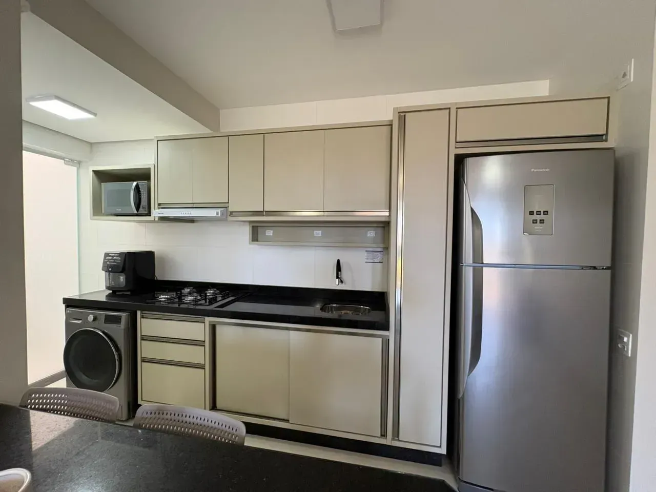 Furnished 68 m² apartment with 2 bedrooms and balcony grill — photo 7