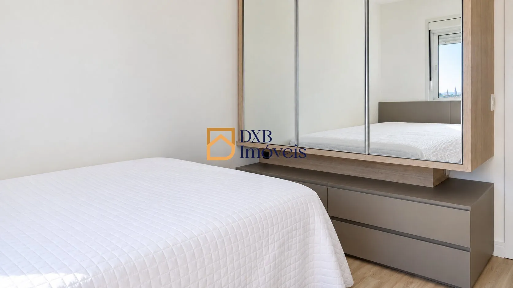 Furnished apartment, 131 m², with a home office — photo 28