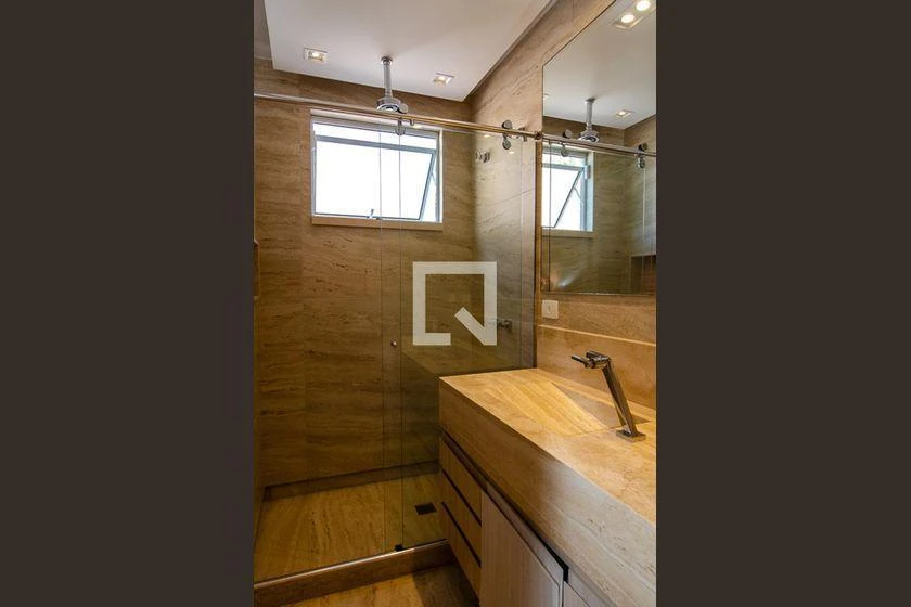 Casa de 4 quartos com 234 m² e 6 banheiros — photo 44