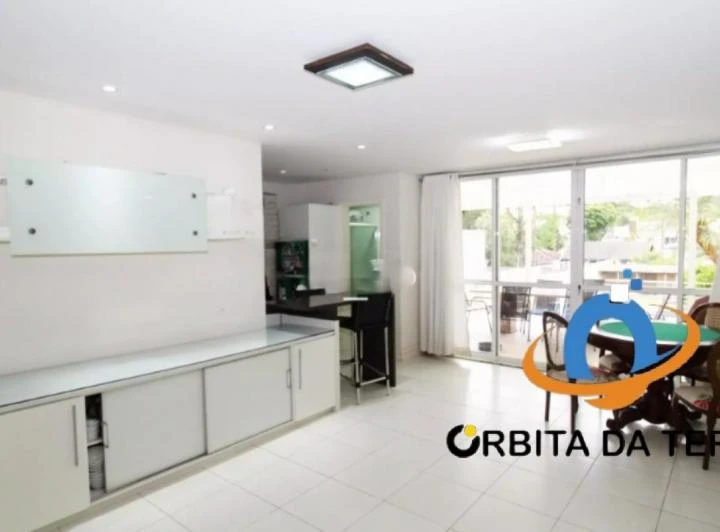Casa de 316 m² com cozinha integrada e fogão a gás — photo 7