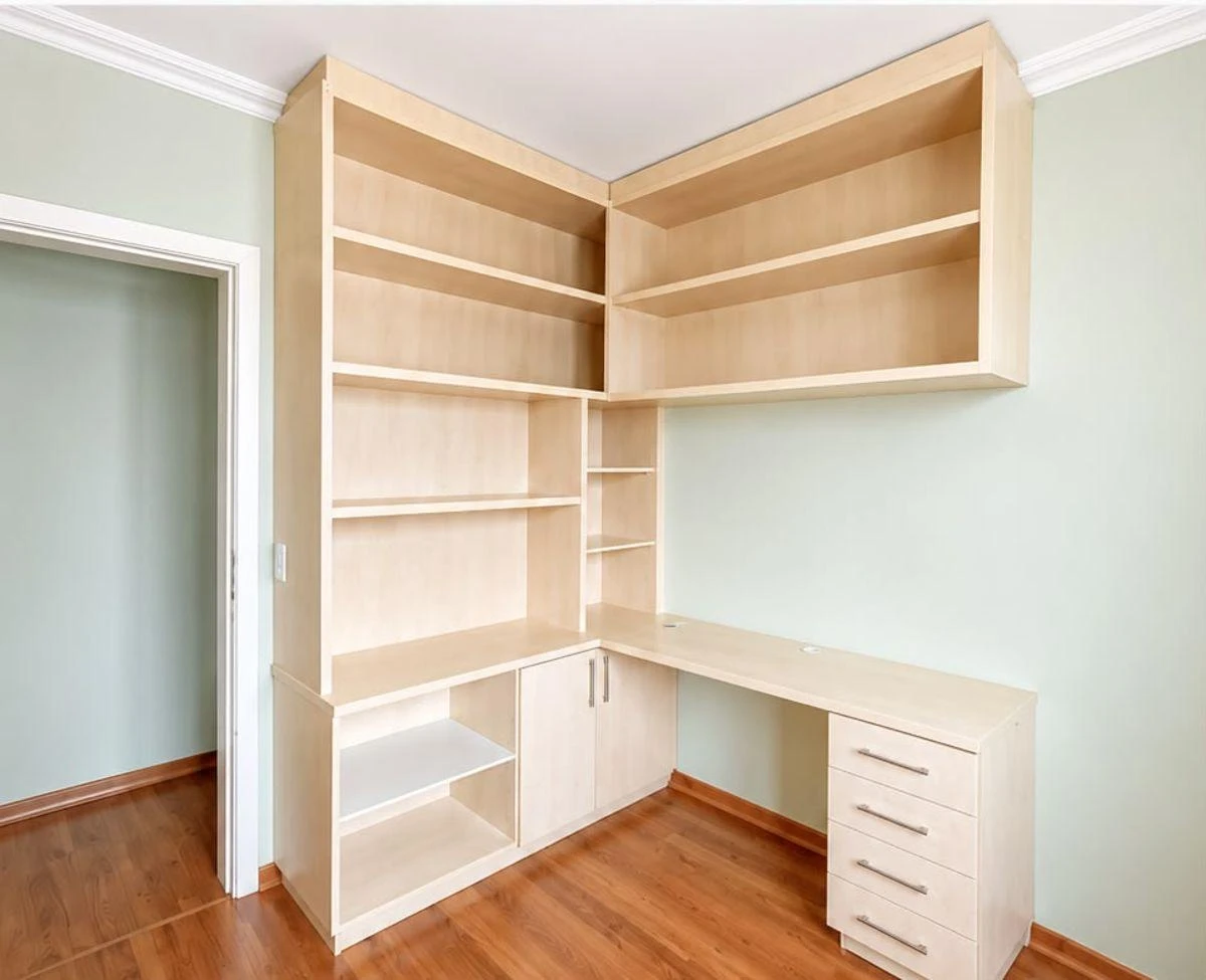 Furnished apartment, 90 m², with a walk-in closet — photo 13