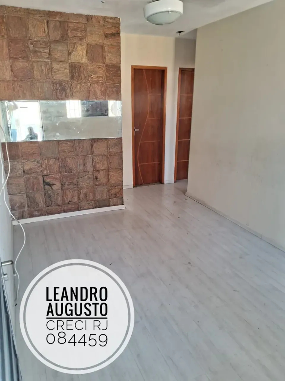 Two-bedroom apartment with parking and 24-hour concierge
