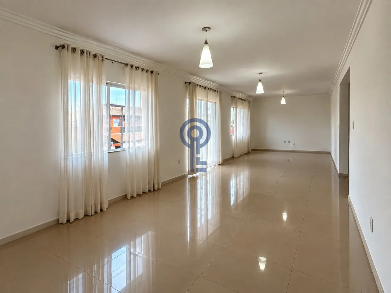 Furnished house, 200 m², with a walk-in closet