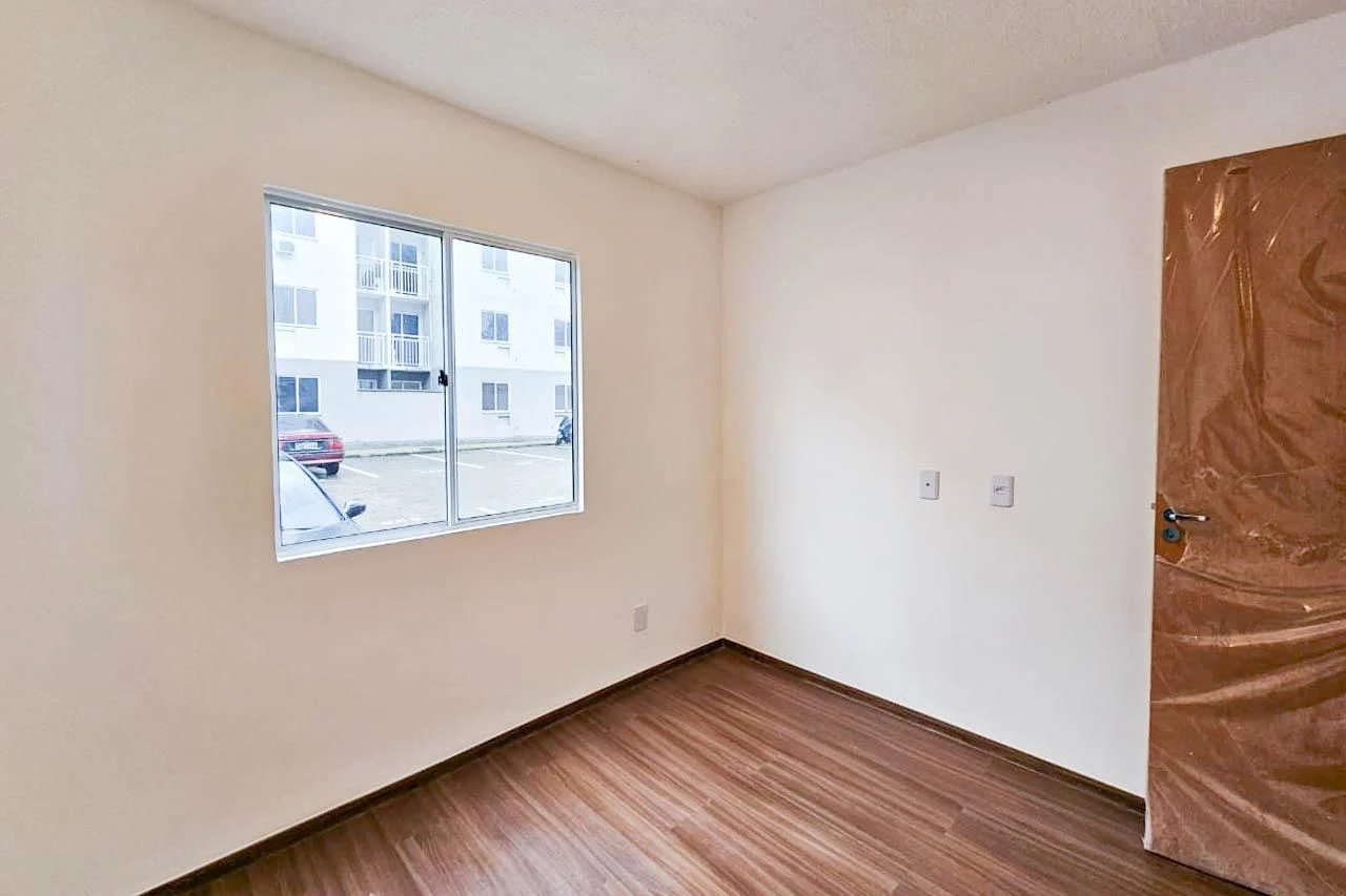 Apartamento de 2 quartos em condomínio com piscina — photo 25