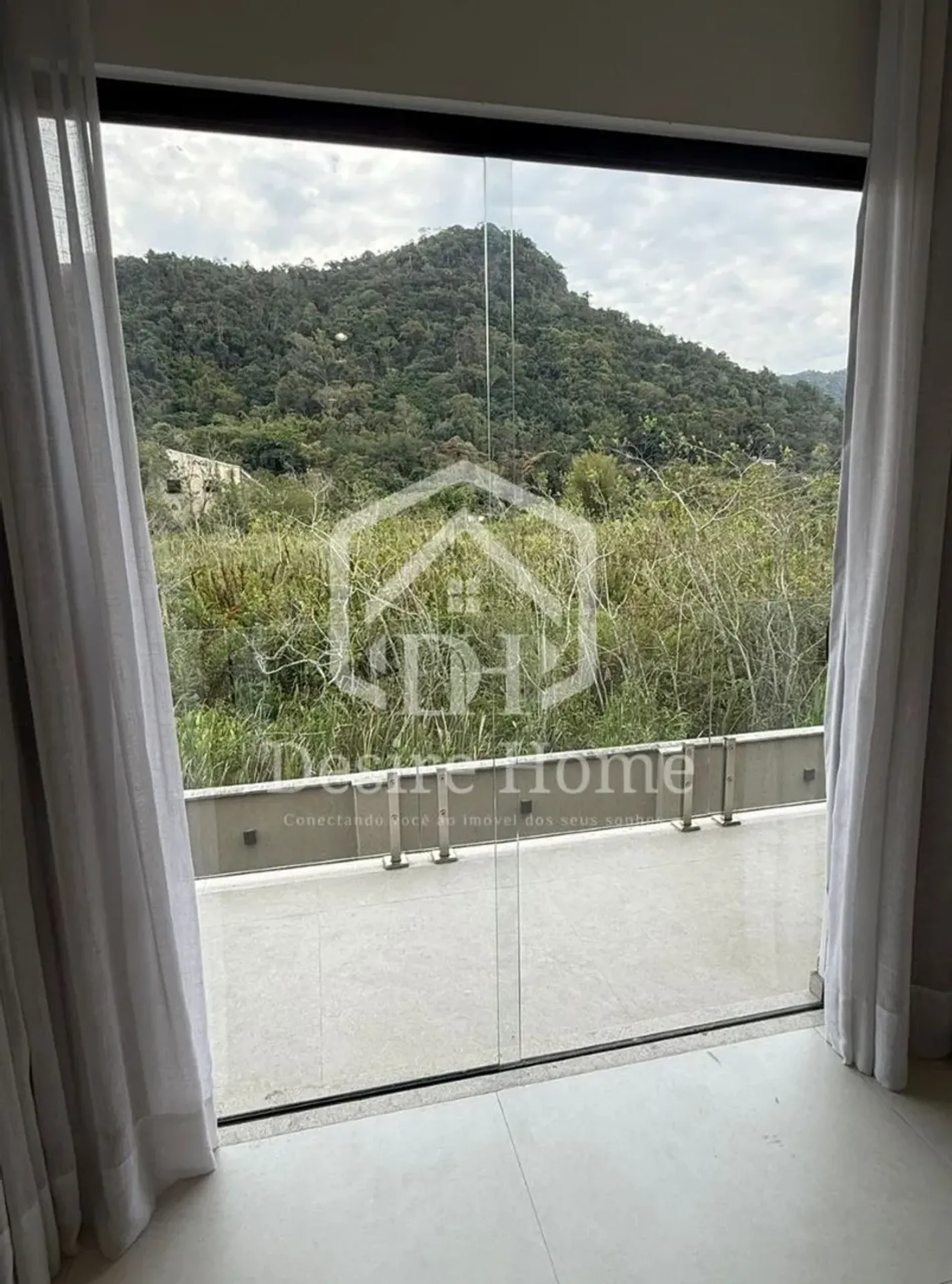 Furnished house with 3 bedrooms and 5 bathrooms — photo 28