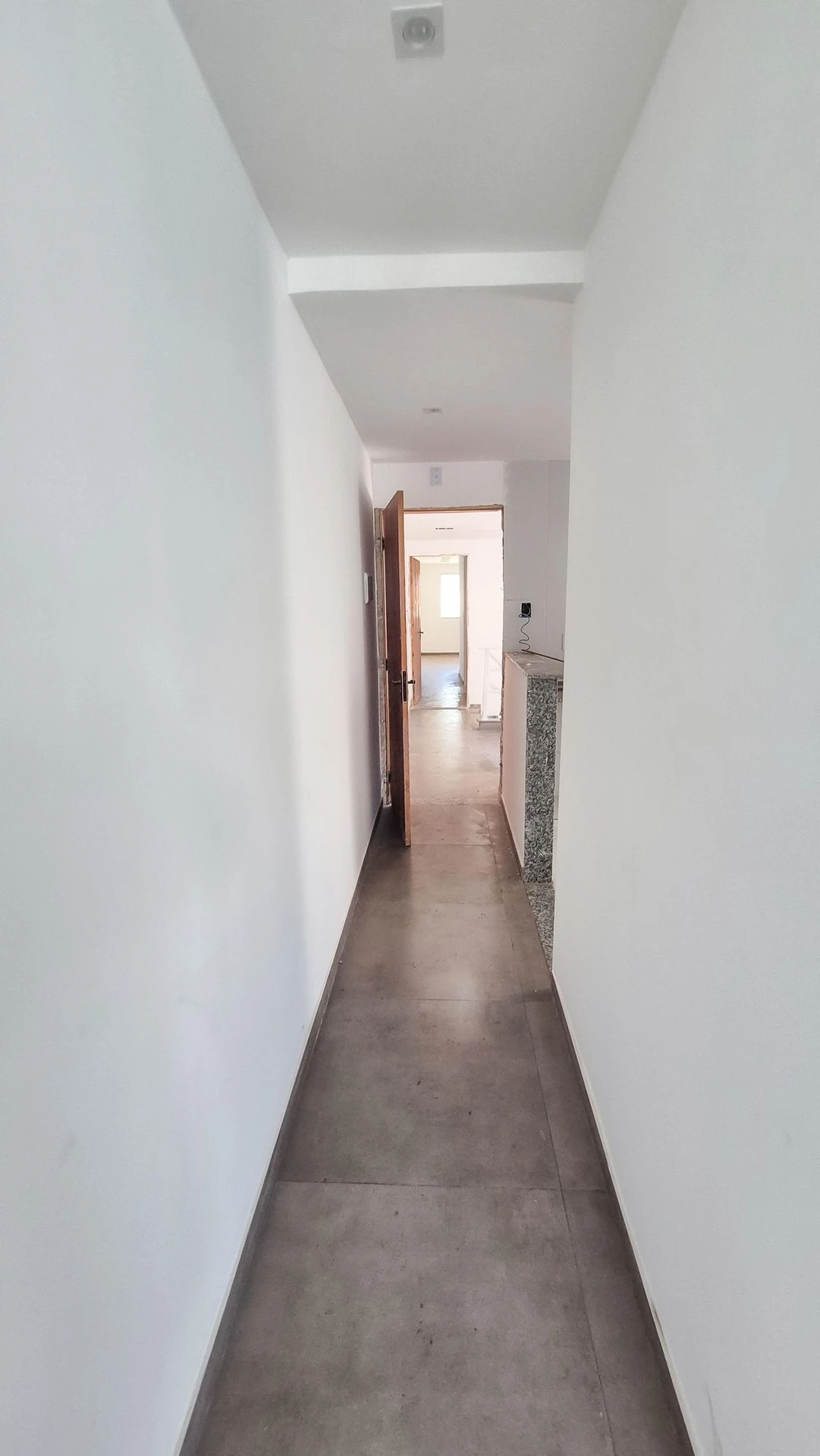 Apartment with 2 bedrooms and a balcony with grill — photo 45