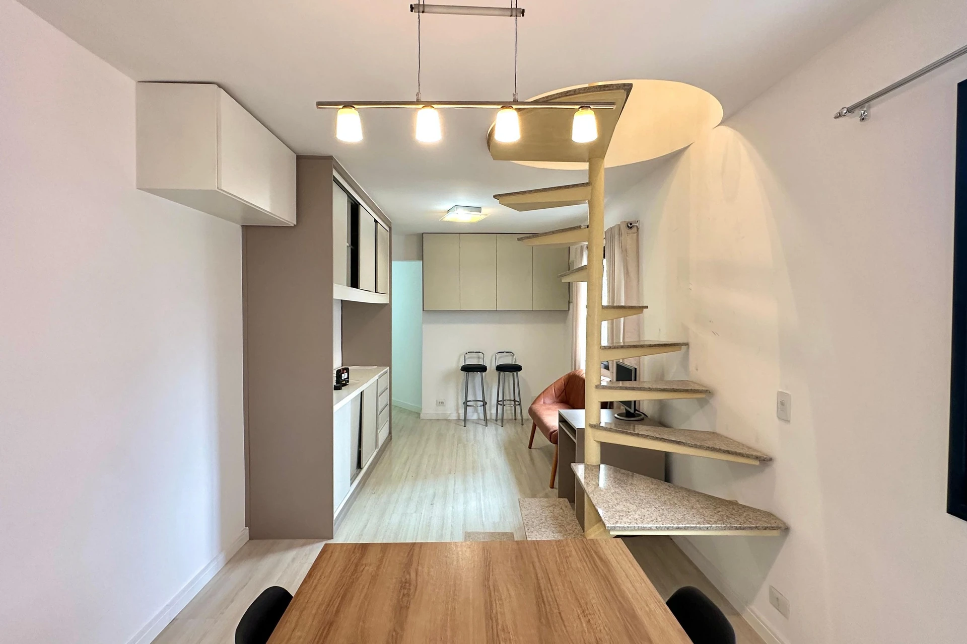 Furnished apartment with an open kitchen and 2 en-suite bedrooms — photo 19