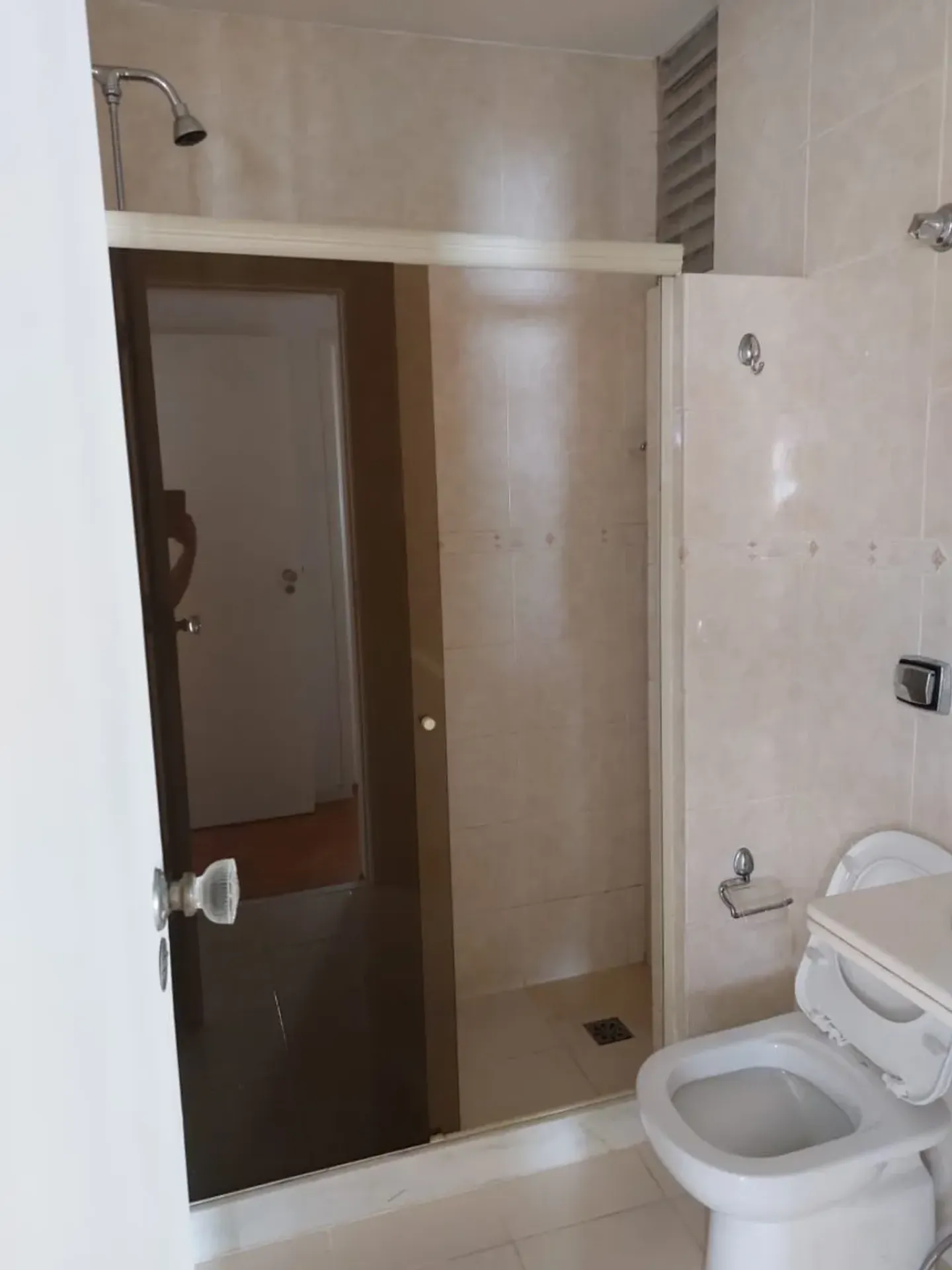 Furnished 57 m² apartment with 1 bedroom and 2 bathrooms — photo 18