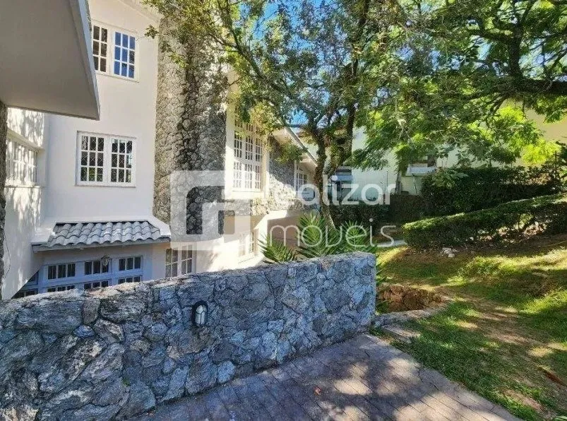 8-bedroom house with 566 m² and 4 covered parking — photo 29