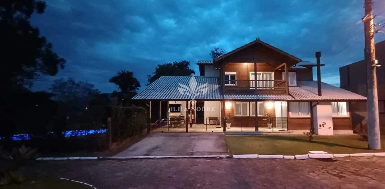 House, 209 m², with a mountain view — photo 9