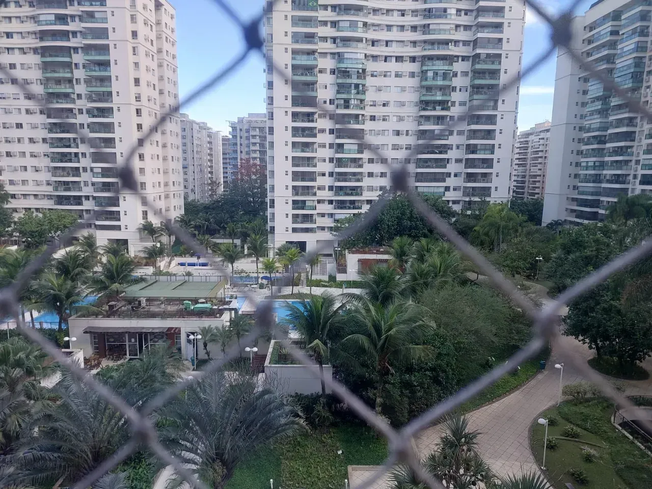 4-bedroom apartment 150 m² with enclosed balcony — photo 6