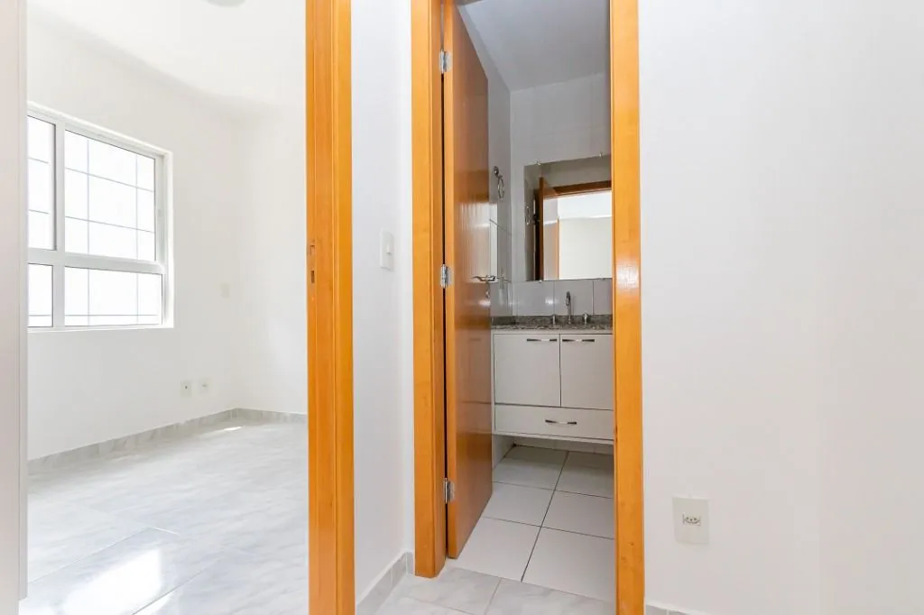 1-bedroom 34 m² apartment with balcony and private grill — photo 20