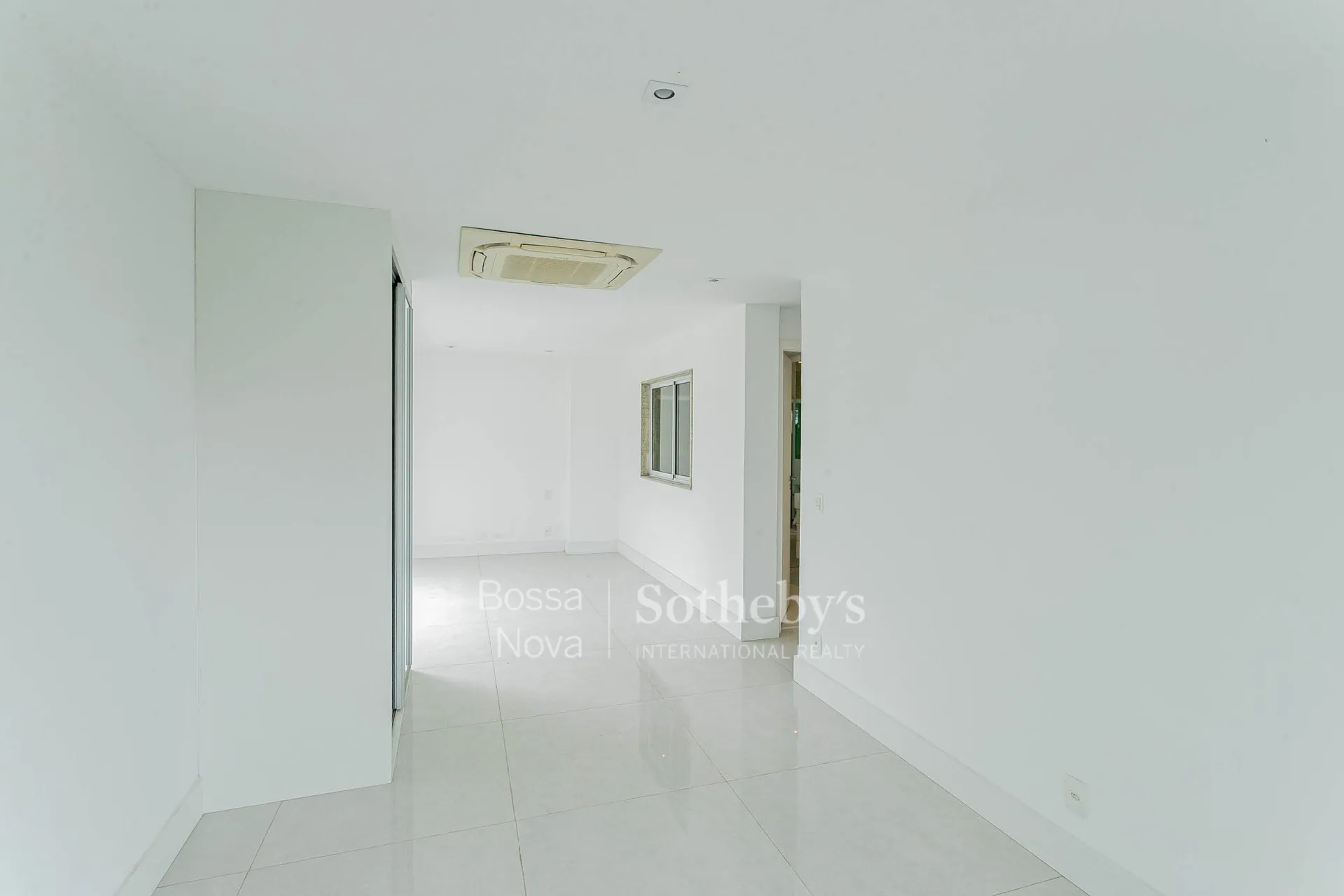 3-bedroom apartment with a private BBQ — photo 12