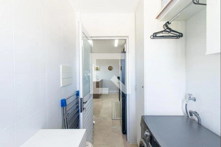 2-bedroom apartment with open-plan kitchen and 69 m² — photo 31