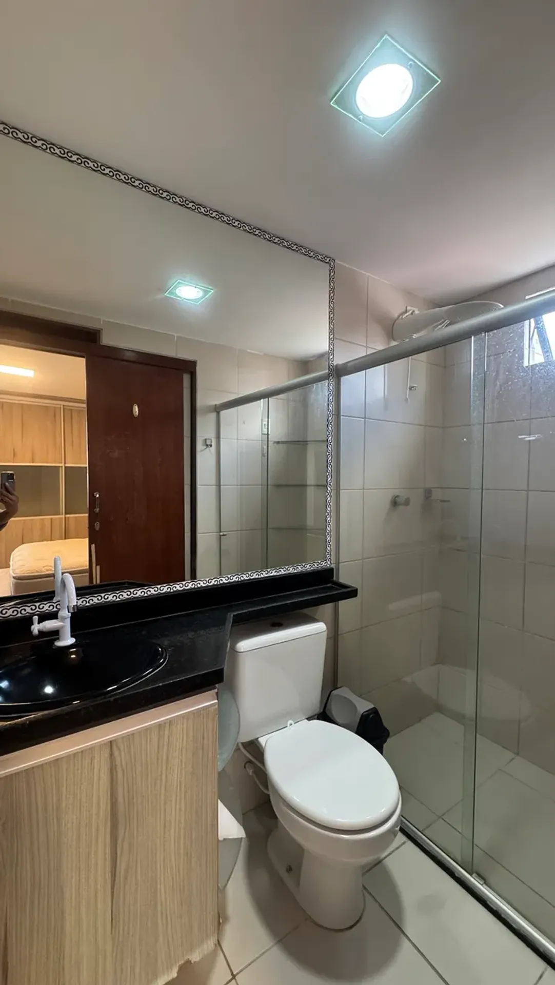 2-bedroom apartment in a building with an indoor pool — photo 12