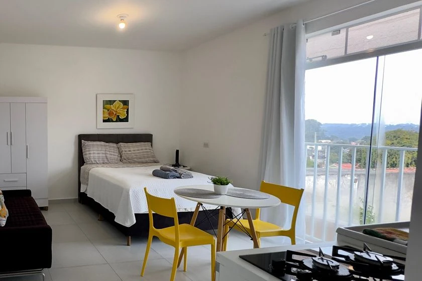 Furnished 1-bedroom apartment with 1 bathroom, no parking — photo 6