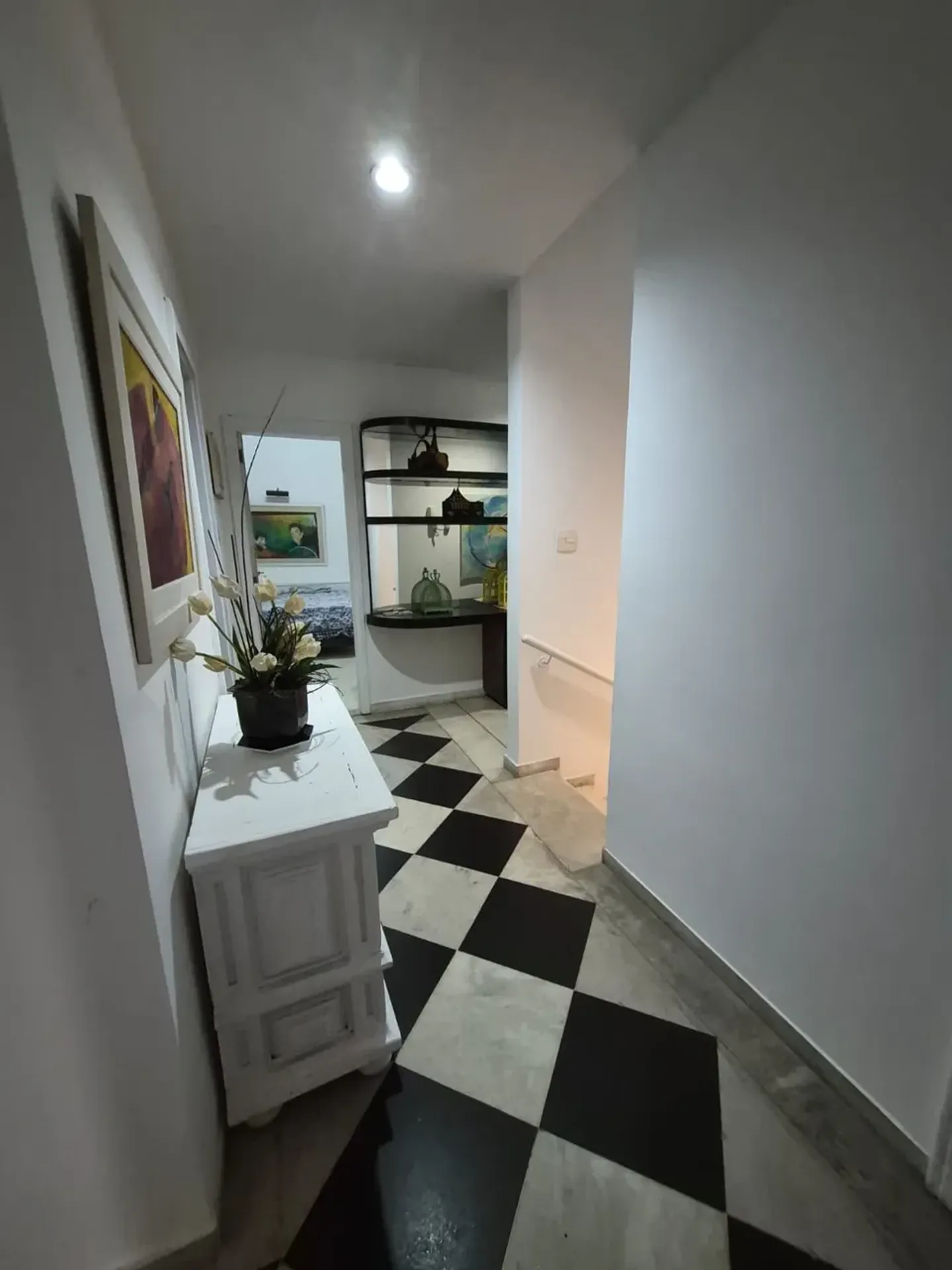 260 m² apartment with 4 bedrooms and 3 bathrooms — photo 23